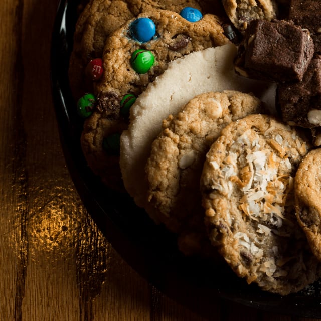 Deluxe Cookie Tray.